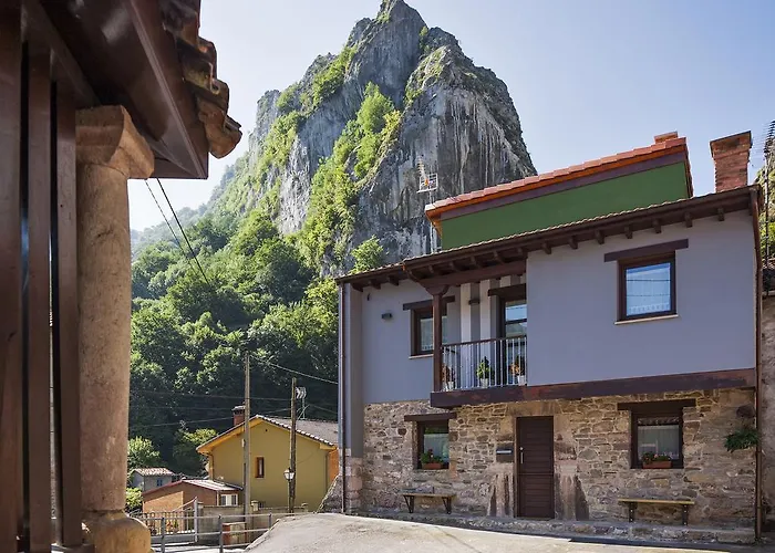 Casas La Xiuca Corras de la Puente